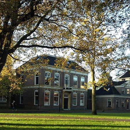 "In De Kloosterhof" Gratis Prive Parkeren Bed & Breakfast Assen Bagian luar foto