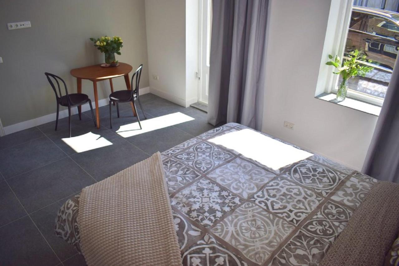 "In De Kloosterhof" Gratis Prive Parkeren Bed & Breakfast Assen Bagian luar foto