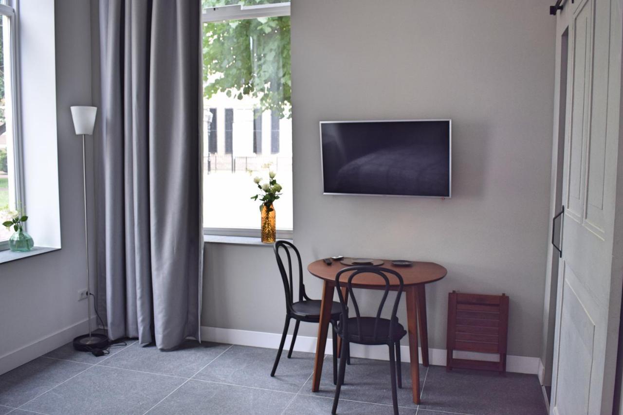 "In De Kloosterhof" Gratis Prive Parkeren Bed & Breakfast Assen Bagian luar foto